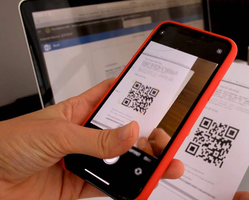 QR QR